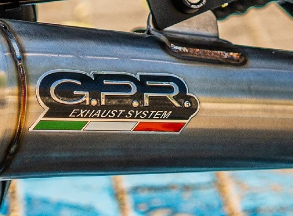 イタリア GPR / M3 チタニウム スリップオンマフラー 二本出し 公道仕様 / トライアンフ TRIUMPH スピードトリプル SPEED TRIPLE 1050 2016-2019 Euro4対応 イタリア GPR M3 チタン スリップオン マフラー (公道仕様) ⁄ Kawasaki