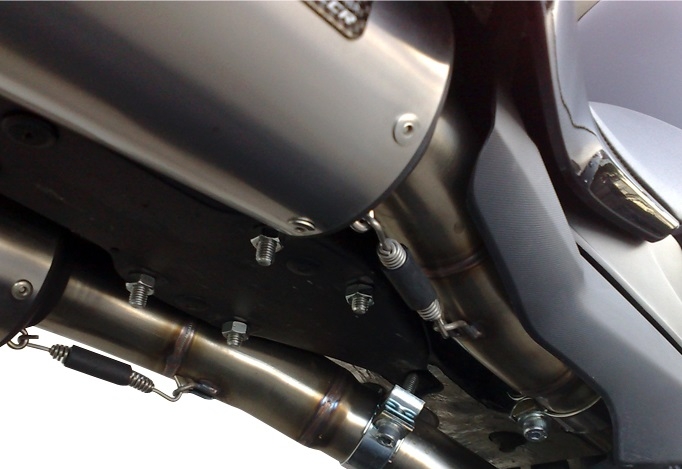 Exhaust compatible with Yamaha YZF 1000 R1 2007-2008, Furore Nero, Dual slip-on including removable db killers and link pipes 