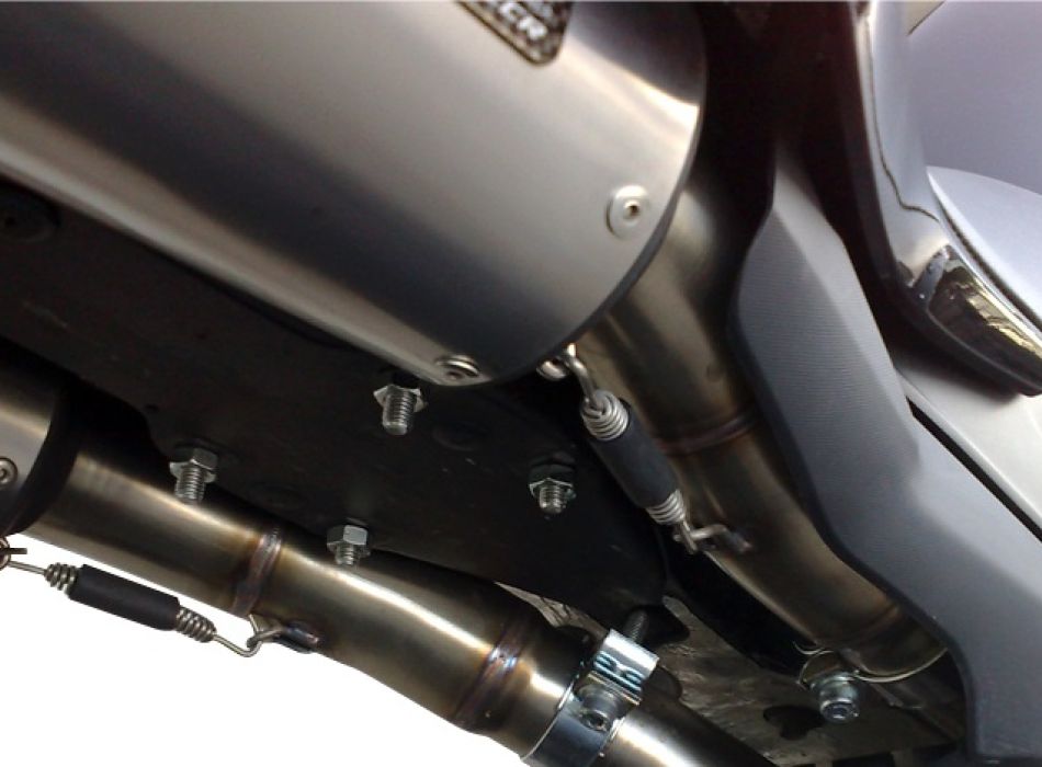 2008 r1 exhaust online