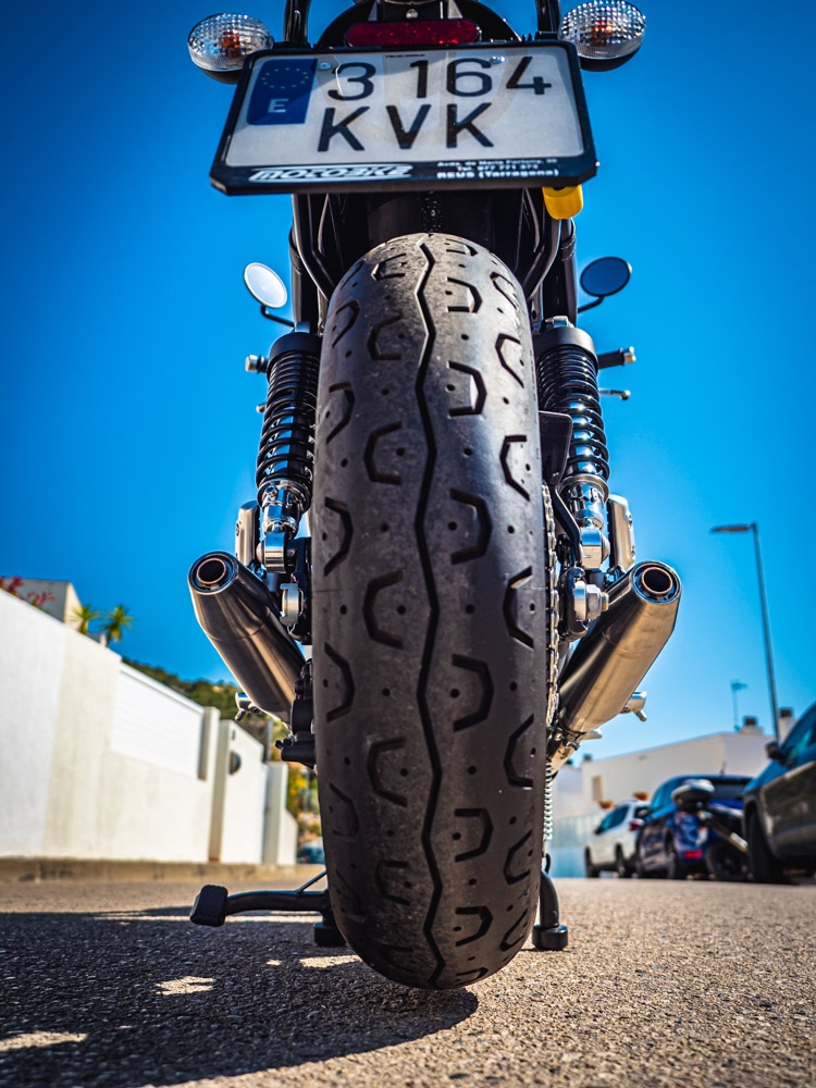 Exhaust compatible with Triumph Street Twin 900 2015-2019, Deeptone Inox, Dual slip-on including removable db killers and link pipes 