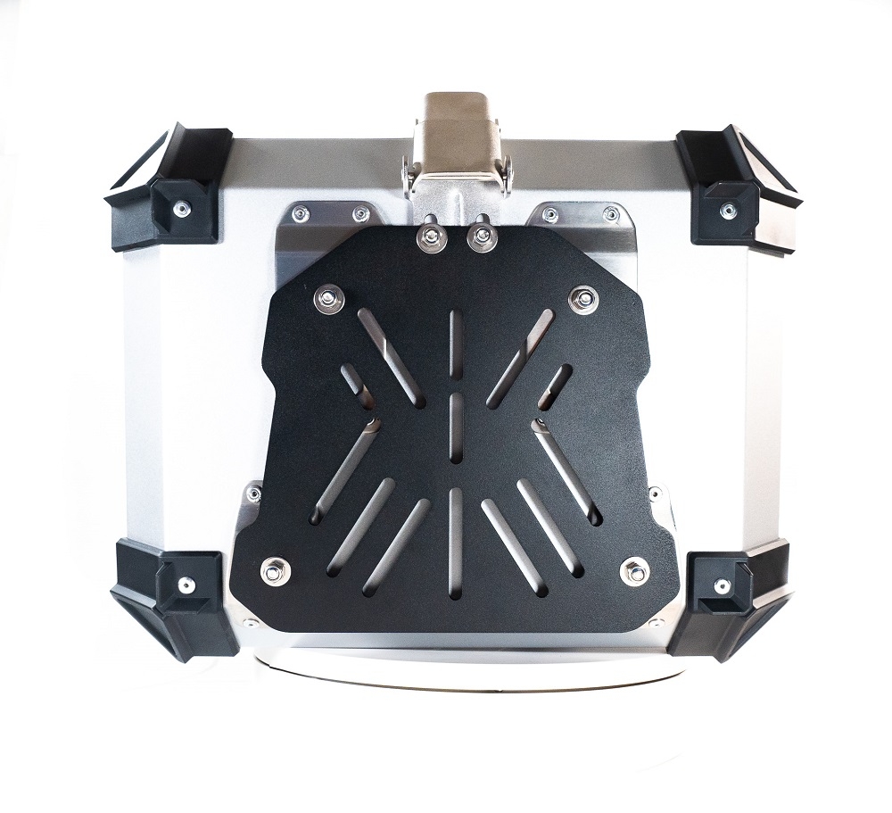 GPR TECH TOP CASE ALPI-TECH 45 LT. SILVER Top case in aluminum,including soft backrest, silver color with universal plate  Capacity 45 LT.