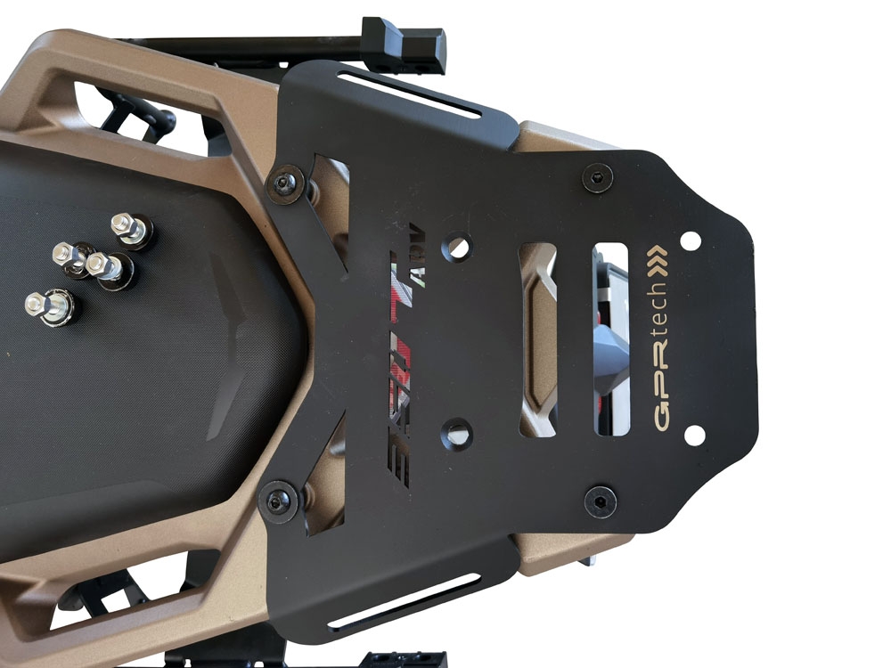 Top case GPR TECH compatible with  Zontes 350 T1 ADV 2022/2024 e5 GPR TECH Top case in aluminum, silver color with specific plate included Capacity 35 LT.
