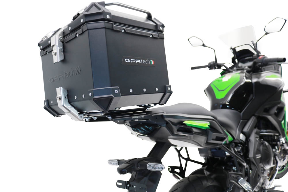 GPR TECH compatible with  Kawasaki Versys 650 2023/2024 e5 plus GPR TECH Top case in aluminum, black color with specific plate included Capacity 35 LT.