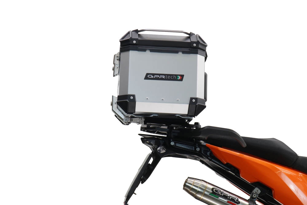 Top case GPR TECH compatible with  Ktm Adventure 890 L 2021/2024 e5 GPR TECH Top case in aluminum, silver color with specific plate included Capacity 55 LT.