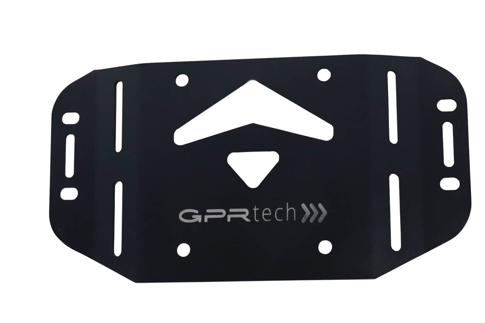 GPR TECH compatible with  Kawasaki Gtr 1400 2010/2014 GPR TECH Specific fitting plate Top Case ALPITECH 55 LT compatible with original luggage rack,stainless steel made with 4 anchor points