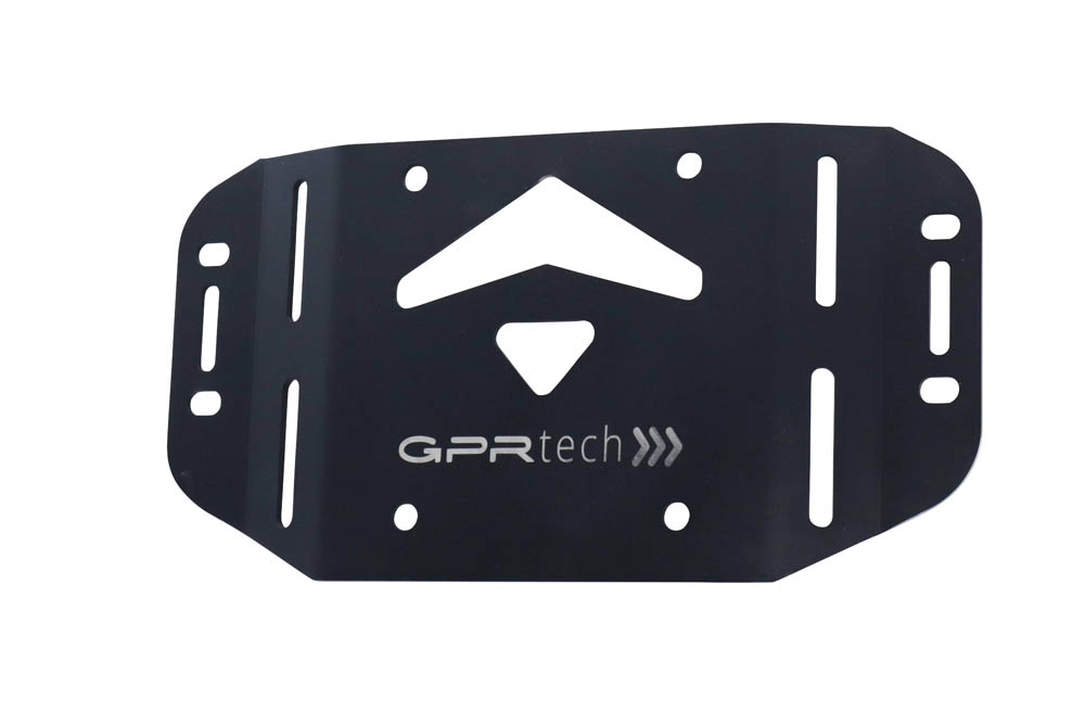 GPR TECH compatible with  Kawasaki Gtr 1400 2010/2014 GPR TECH Specific fitting plate Top Case ALPITECH 55 LT compatible with original luggage rack,stainless steel made with 4 anchor points