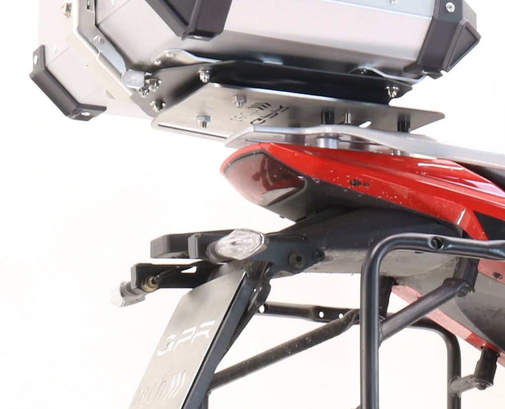 GPR TECH compatible with  Moto Morini X-CAPE 650 2021/2024 e5 GPR TECH Specific fitting plate Top Case ALPITECH 35>55 LT compatible with original luggage rack,stainless steel made with 4 anchor points