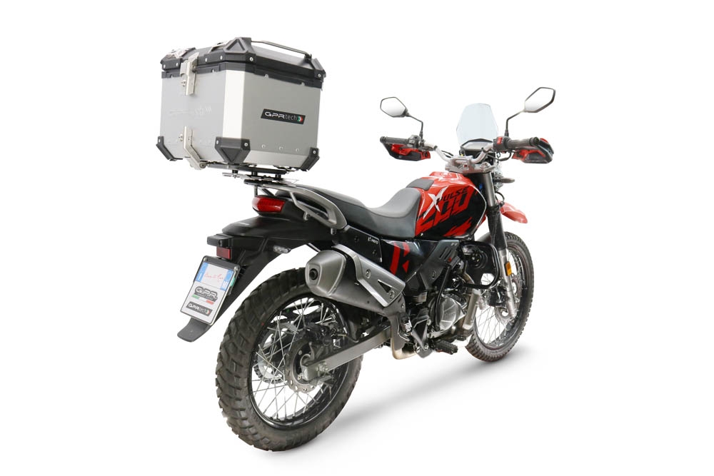 Top case GPR TECH compatible with  Hero Xpulse 200 4V 2025/2026 E5 plus GPR TECH Top case in aluminum, silver color with specific plate included Capacity 35 LT.