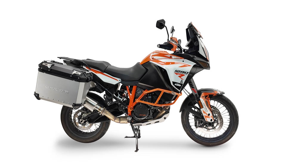 GPR TECH compatible with  Ktm Lc 8 Adventure 1090 2017/2020 e4 GPR TECH Pair of side cases aluminum made with contoured right side, silver color with specific pannier holder Capacity 38 LT. + 32 LT.