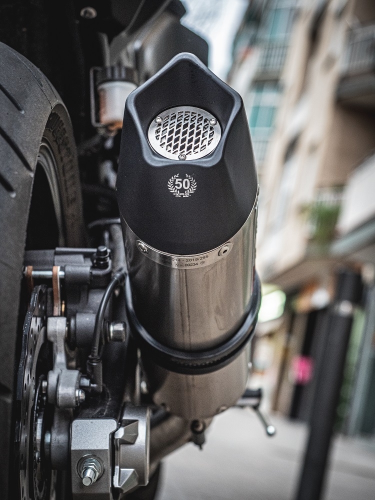 Exhaust compatible with Yamaha XSR700 2017-2020, Gpe Ann. titanium, Full system exhaust, including removable db killer 