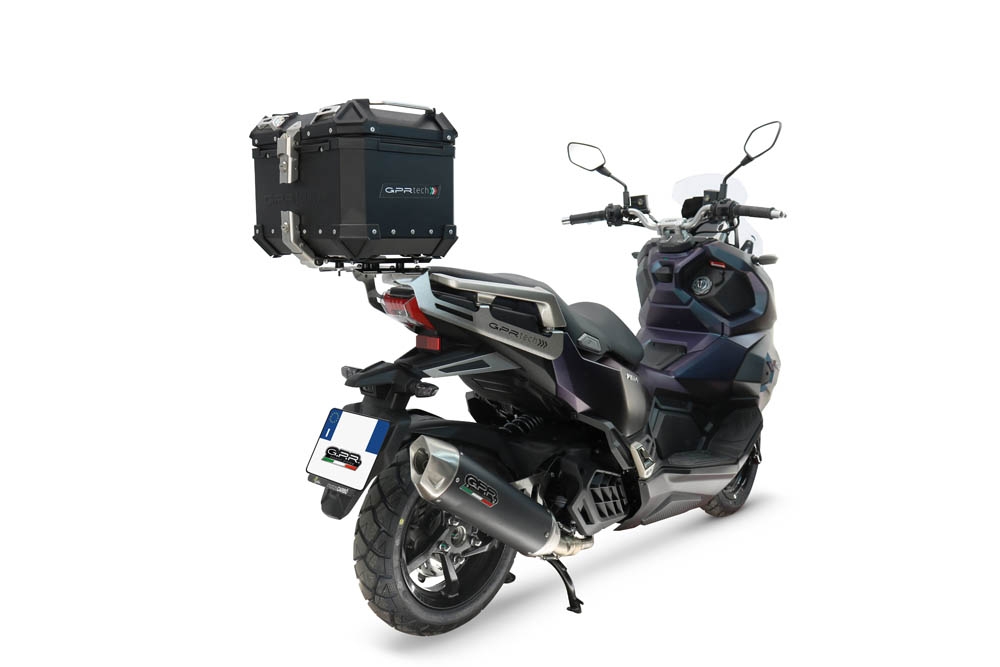 Top case GPR TECH compatible with  Sym ADX 125 2024/2026 e5 Plus GPR TECH Top case in aluminum, black color with specific plate included Capacity 35 LT.
