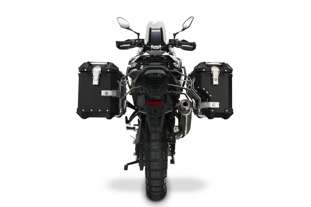 GPR TECH compatible with  Voge DS 800 Rally 2025/2026 GPR TECH Pair of side cases aluminum made with contoured right side, black color with specific pannier holder TECH-EVO serie  Capacity 38 LT. + 32 LT.