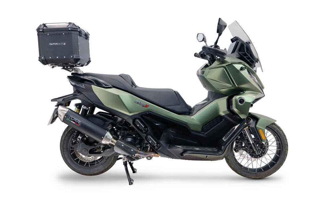 Top case GPR TECH compatible with  Voge SR 450 X 2026/2027 e5 plus GPR TECH Top case in aluminum, black color including, roof rack and specific plate Capacity 26 LT.