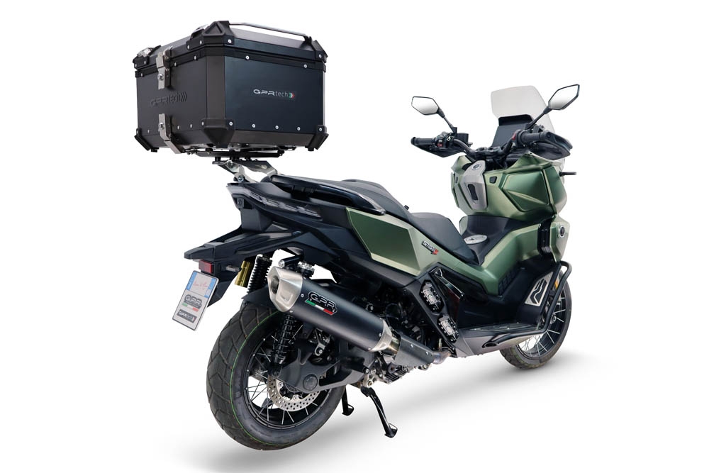 Top case GPR TECH compatible with  Voge SR 450 X 2026/2027 e5 plus GPR TECH Top case in aluminum, black color including, roof rack and specific plate Capacity 45 LT.