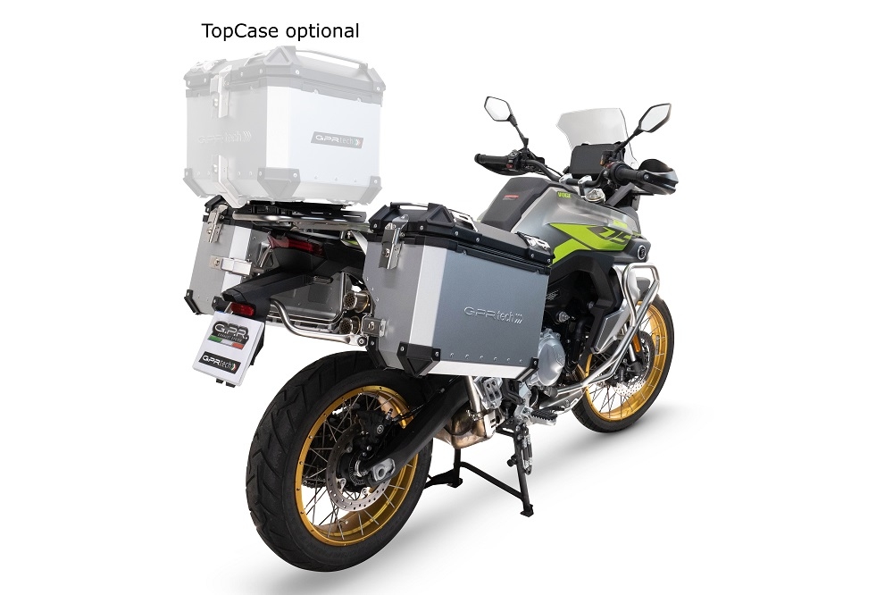GPR TECH compatible with  Voge 900DSX 2024/2025 e5 GPR TECH Pair of side cases aluminum made with contoured right side, black color with specific pannier silver holder Capacity 38 LT. + 32 LT.