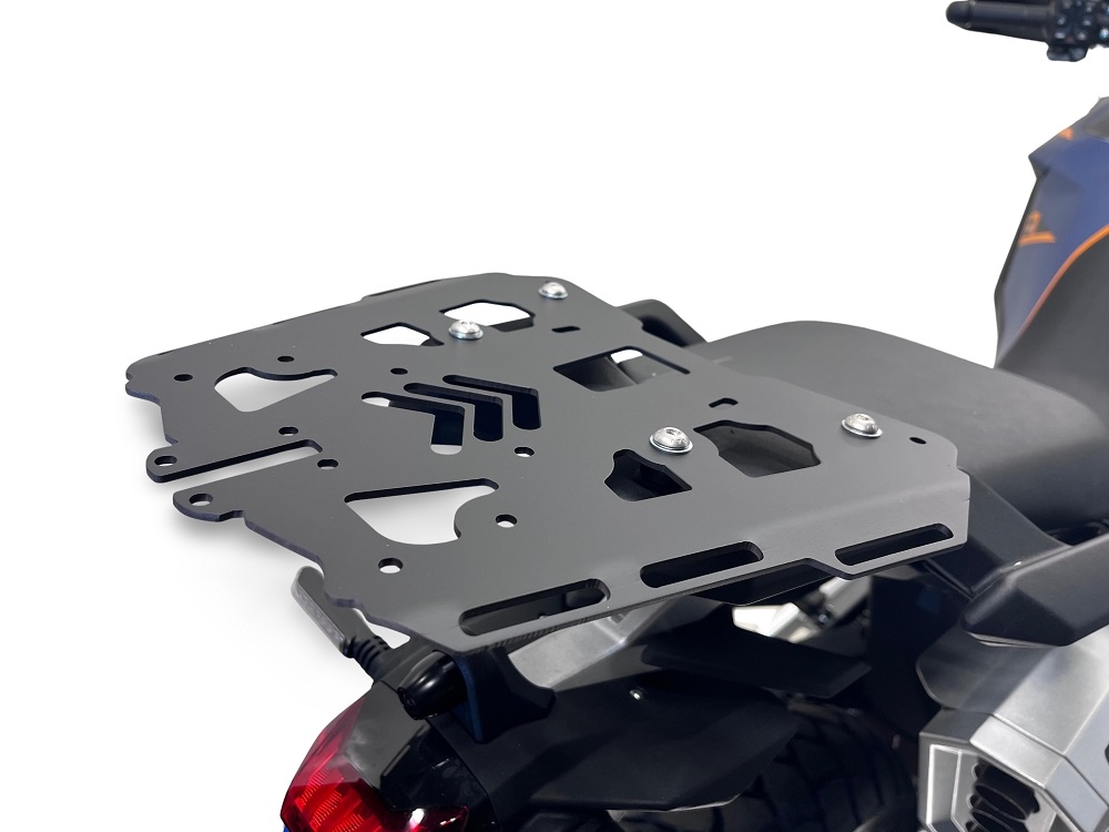 GPR TECH compatible with  Zontes 703 F 2025/2026 GPR TECH Top case in aluminum, black color with specific plate included Capacity 35 LT.